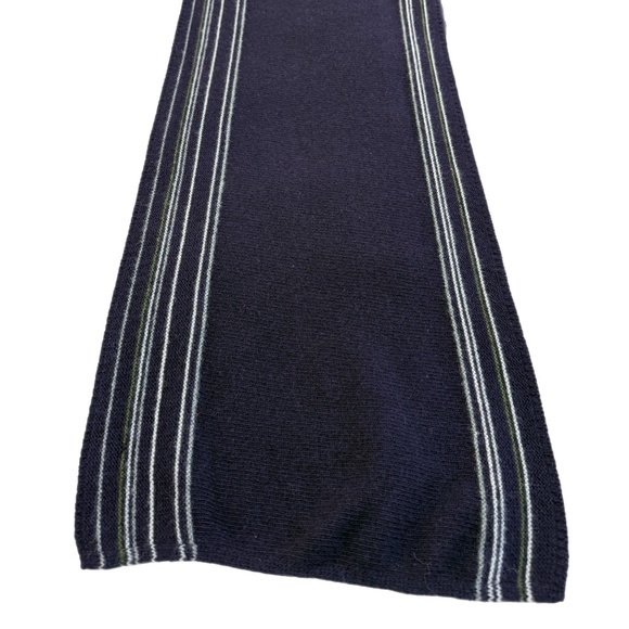 Banana Republic Extra Fine Merino Wool Scarf – Navy with Stripes - Picture 6 of 13